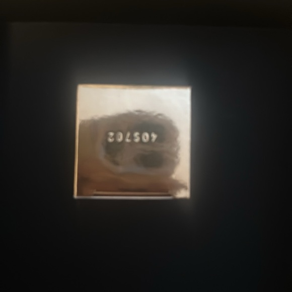 YSL TOUCHÉ ECLAT BLUR PRIMER (silver) - Picture 6 of 6